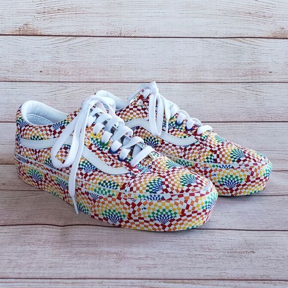 Vans Unisex Off The Wall Old Skool Classic Stripe Skater Style Platform Sneakers - Picture 1 of 11